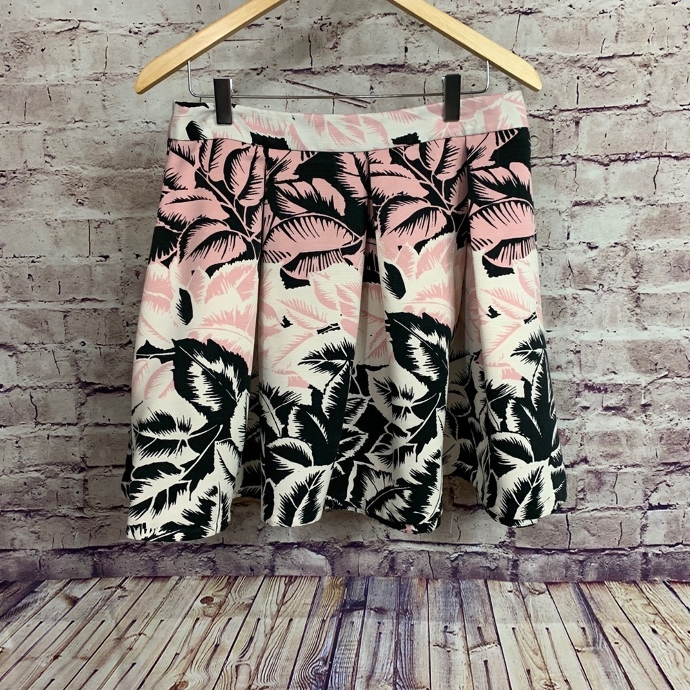 Express Pink Black Floral Print Pleated Skirt